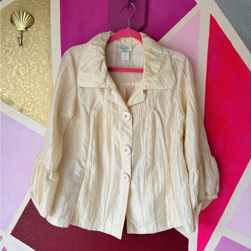 Lightweight Cream Button-Front Blazer Jacket